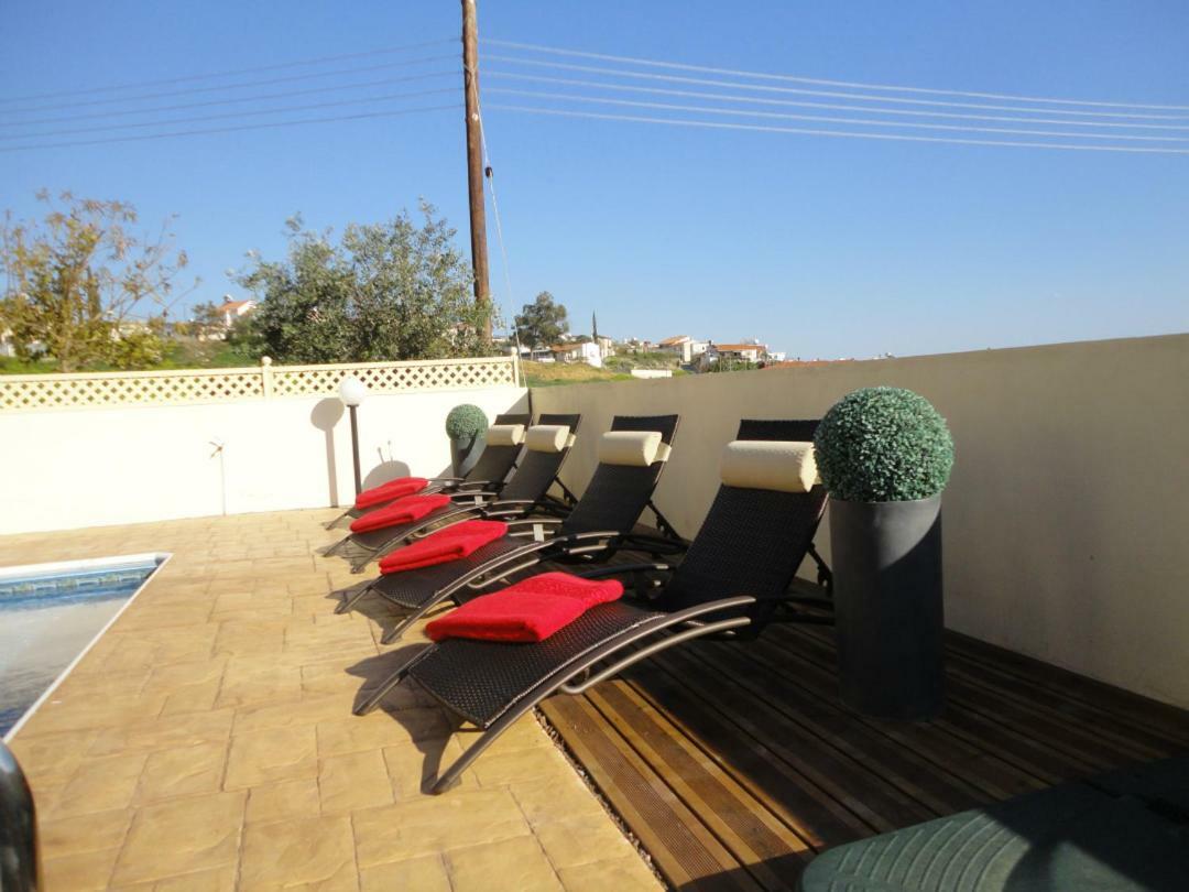 Villa Swalletta Larnaca Exteriör bild