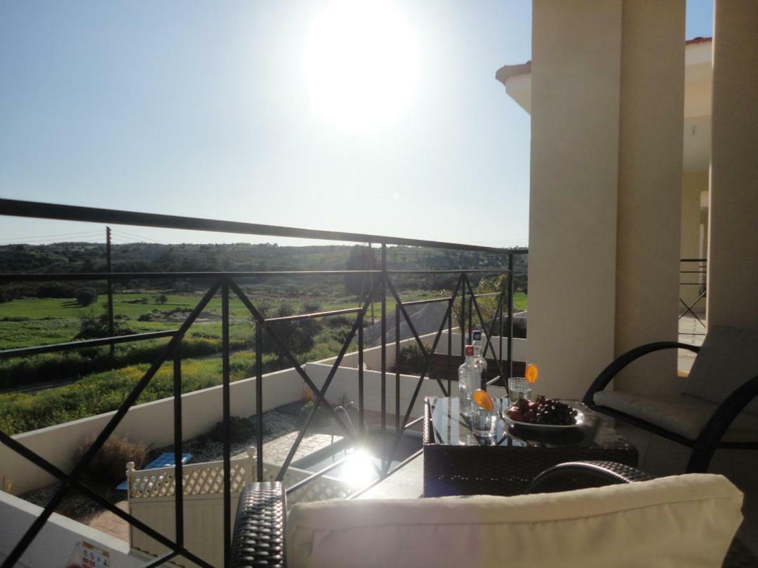 Villa Swalletta Larnaca Exteriör bild